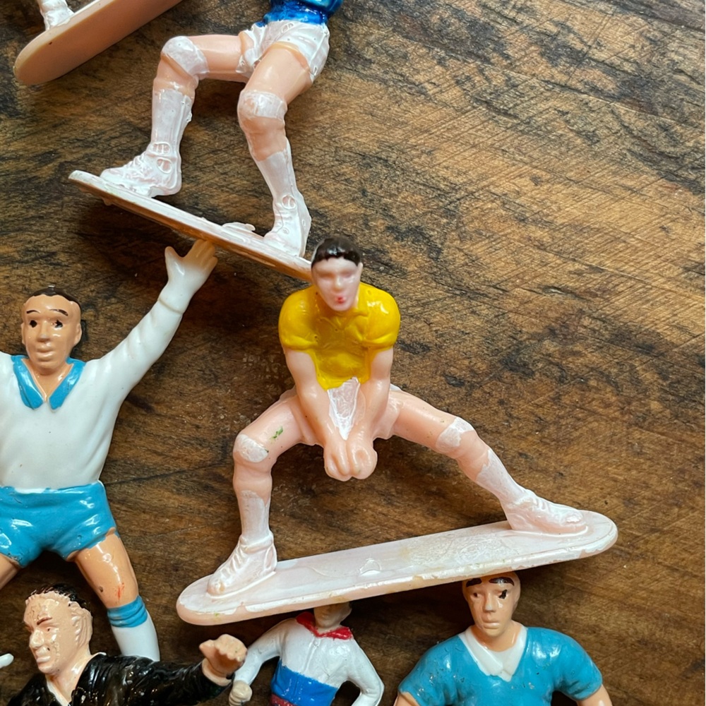 SOLD Vintage Sports Figures Cake Toppers⚽️🏈❤️ - Picture 5 of 6
